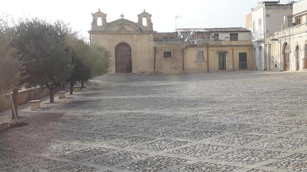 La Casa In Piazza Villa Noto Eksteriør bilde